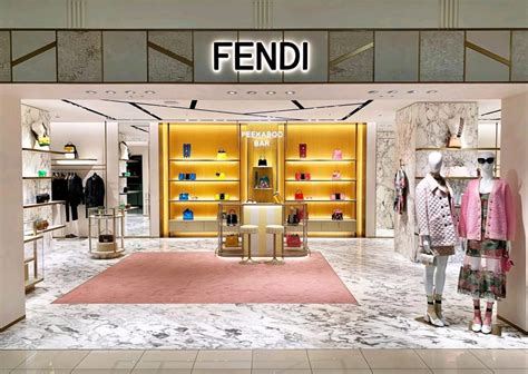 fendi contact presse|Client Services .